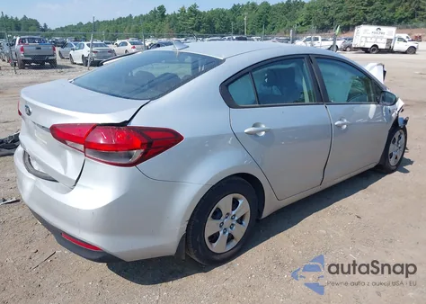 2018 Kia Forte Lx из США, поврежденный, VIN 3KPFK4A79JE265757